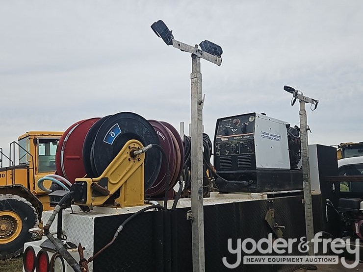 2016-ford-f550-image-22