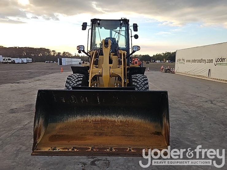 caterpillar-910-image-14