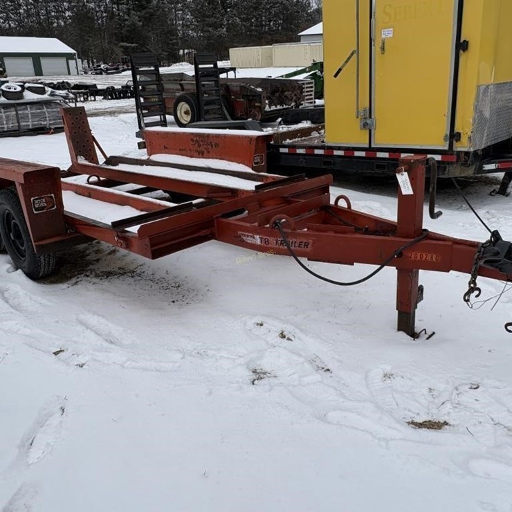 2007 Ditch Witch T8 13' Trailer