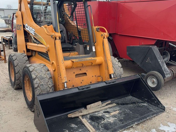 2005-case-85-xt-image-3