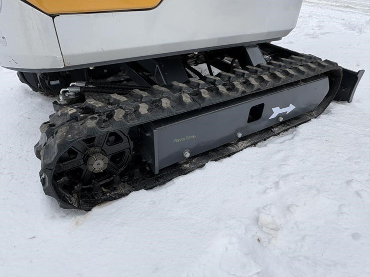 new-sd-lanch-sdle18p-mini-backhoe-image-4