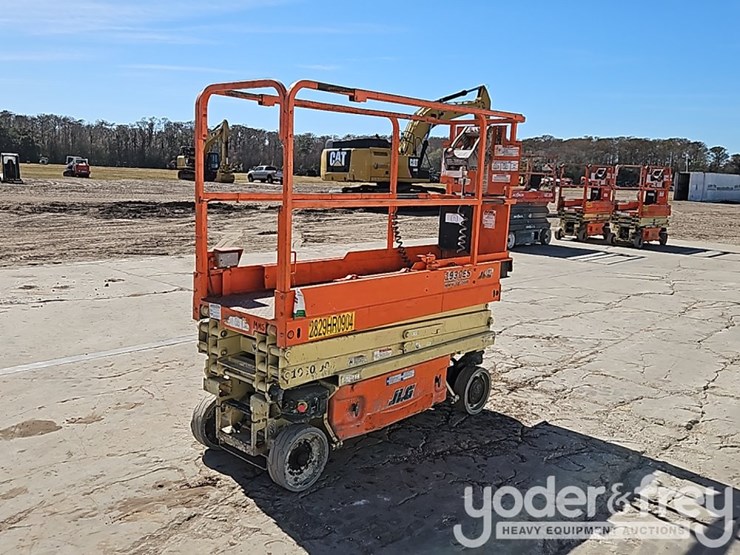 2016-jlg-1930es-image-4