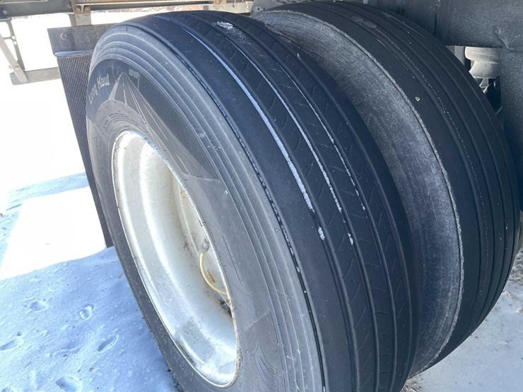 2022-stoughton-trailer-image-22