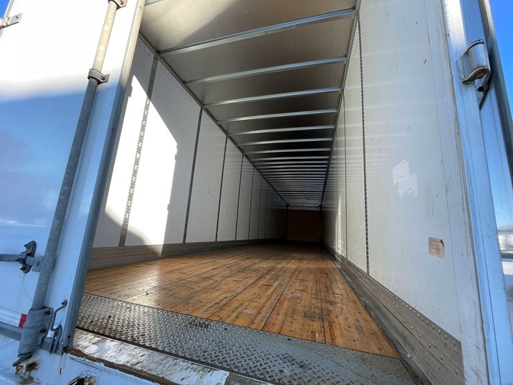 2023-stoughton-trailer-image-27