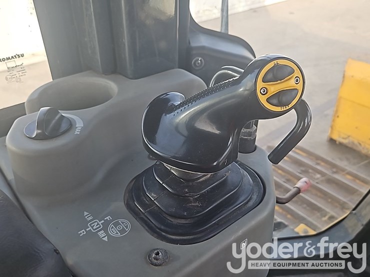 2023-komatsu-d61px-24-image-50