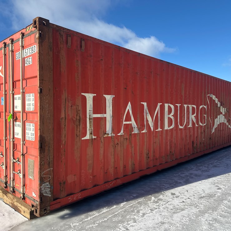 #5013 • 40’ Shipping Container