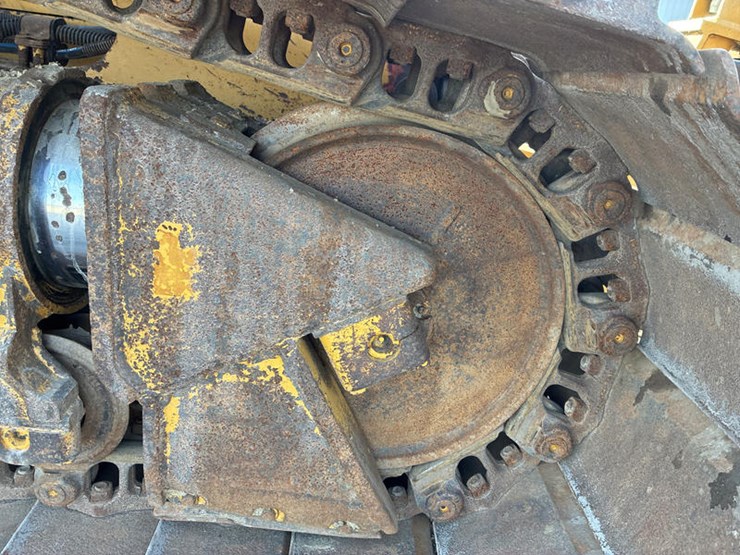 2016-caterpillar-d6n-lgp-image-38