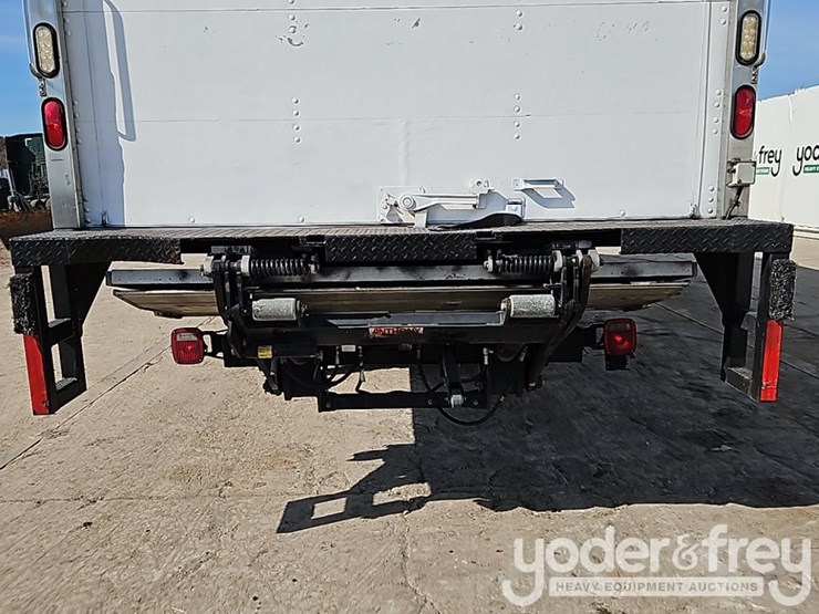 2016-international-durastar-4300-image-16