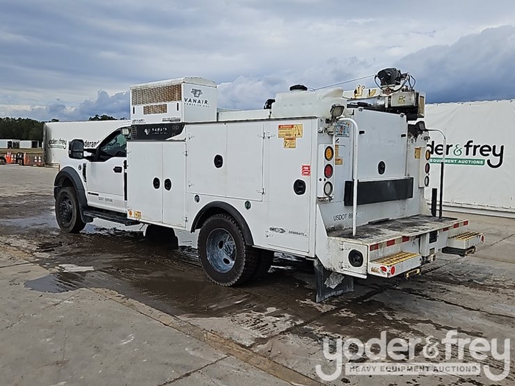 2017-ford-f550-image-4