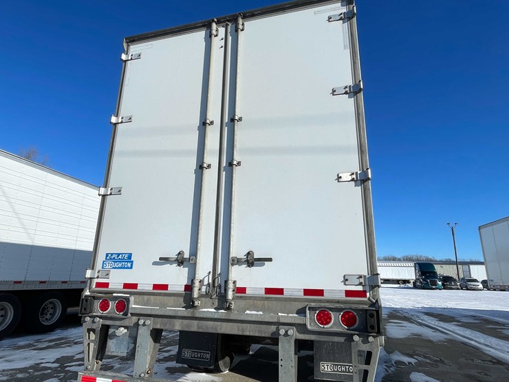 2022-stoughton-trailer-image-5