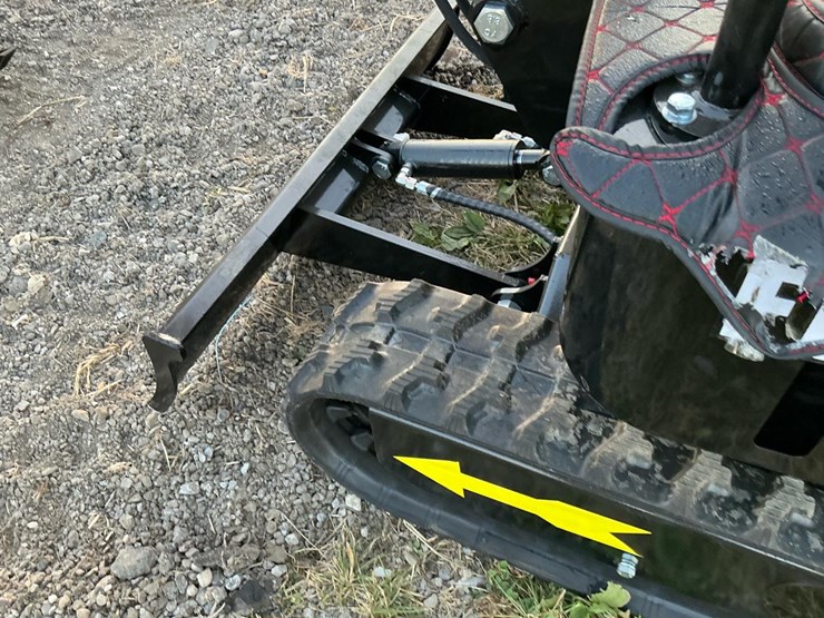 #1209-•-unused-future-ft15-mini-excavator-image-14