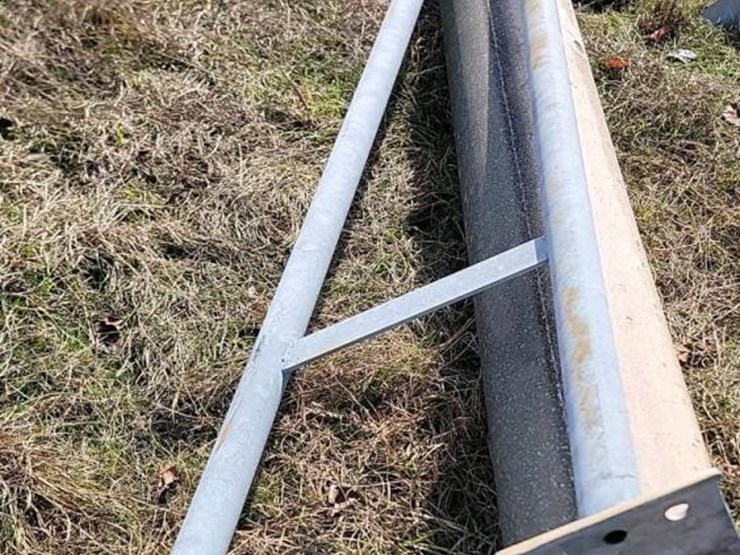 sherman-45'-concrete-light-pole-w/-bracket-image-2