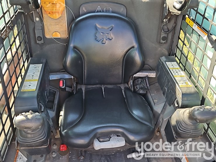 2019-bobcat-t595-image-18