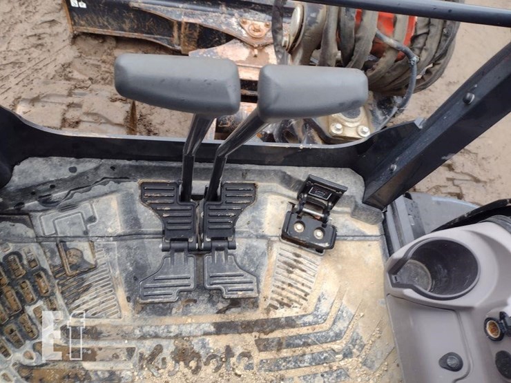 kubota-kx057-5-image-8