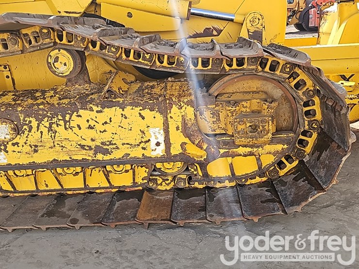 2022-komatsu-d61px-24-image-12