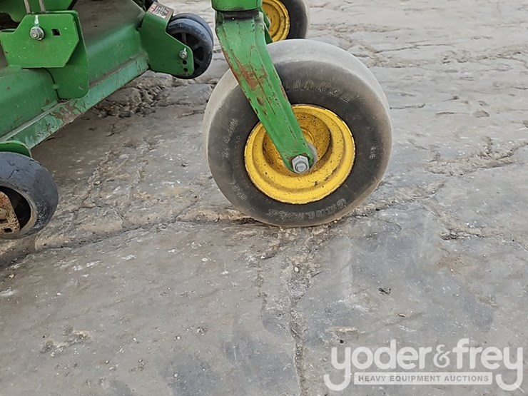 2018-john-deere-z930m-image-11