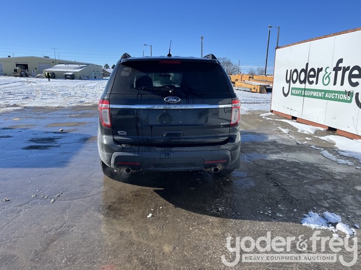 2013-ford-explorer-image-5