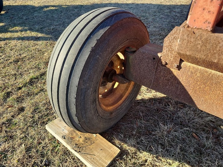 hopper-wagon-w/running-gear-image-27