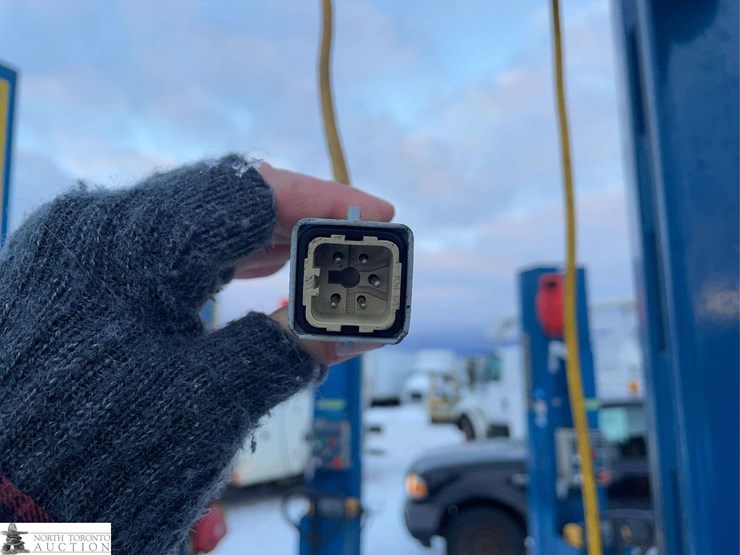 pks-bus-hoist---qty.-4-image-16