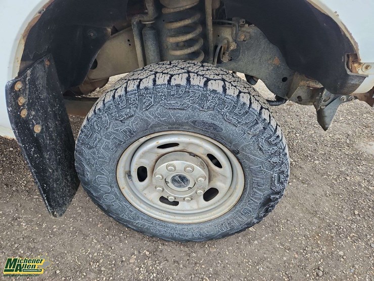 2013-ford-f350-image-13