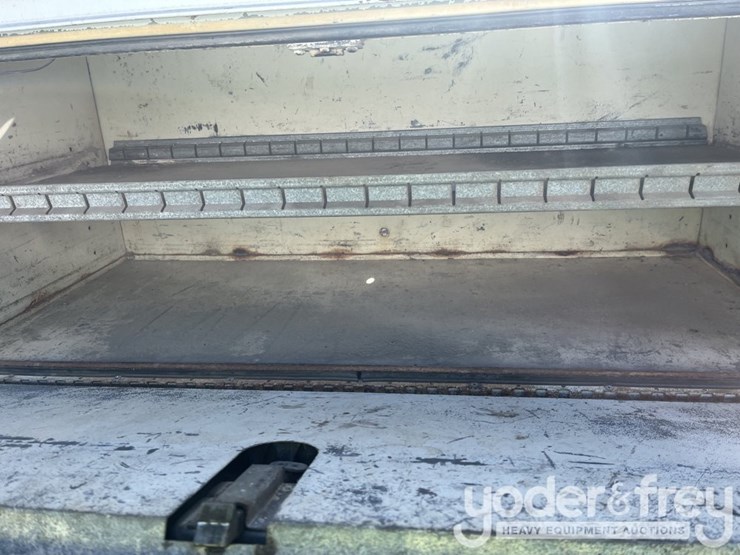 1993-ford-f-super-duty-image-19