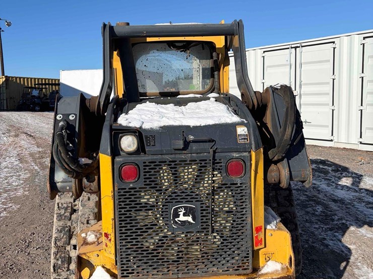 2017-deere-323e-image-4