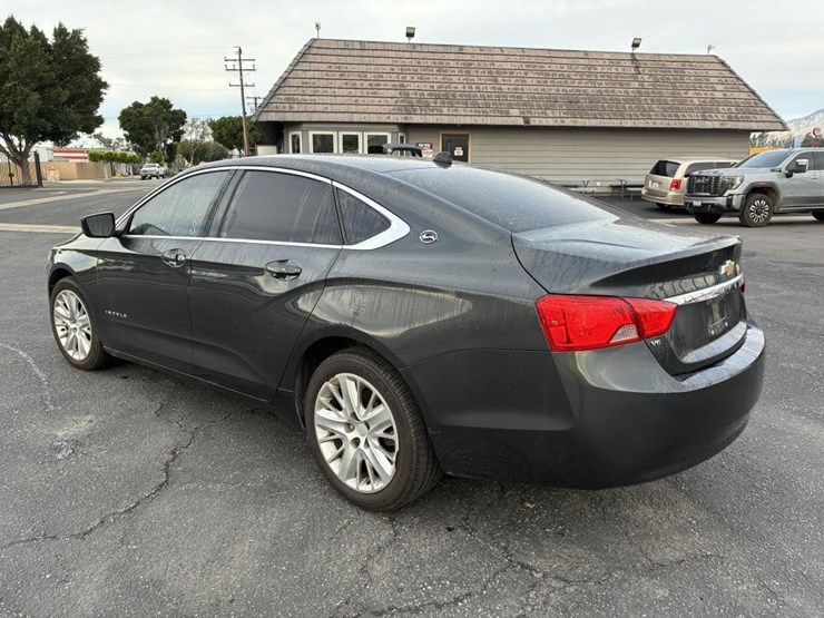 2019-chevrolet-impala-sedan-image-4