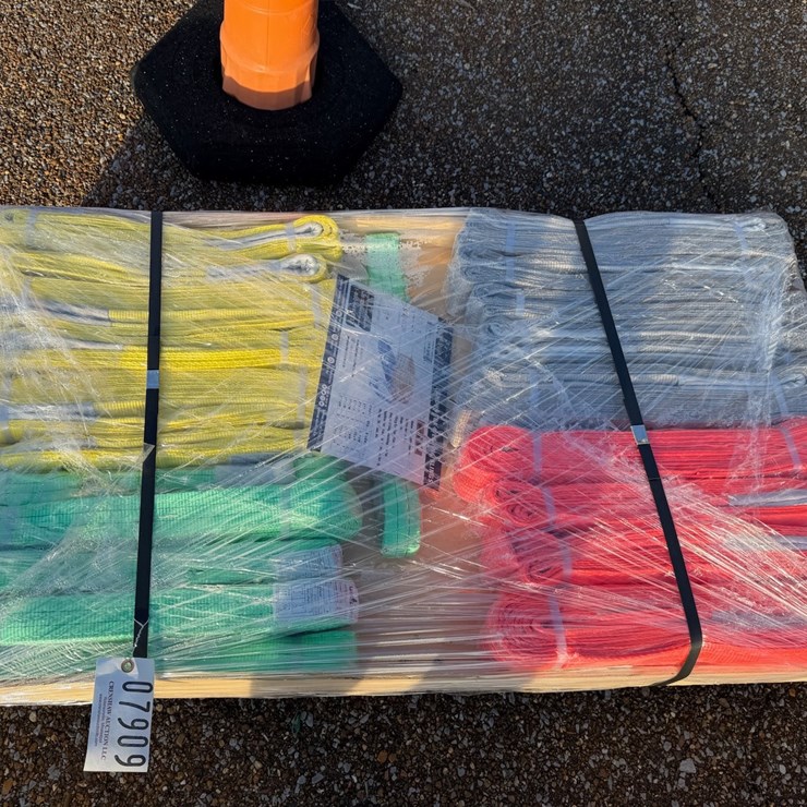 #7909 • Assortment of Webbing Slings (pick up straps)
