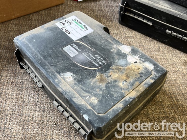 extra-heavy-duty-booster-cable-1-gauge-25'-800-amp-image-1