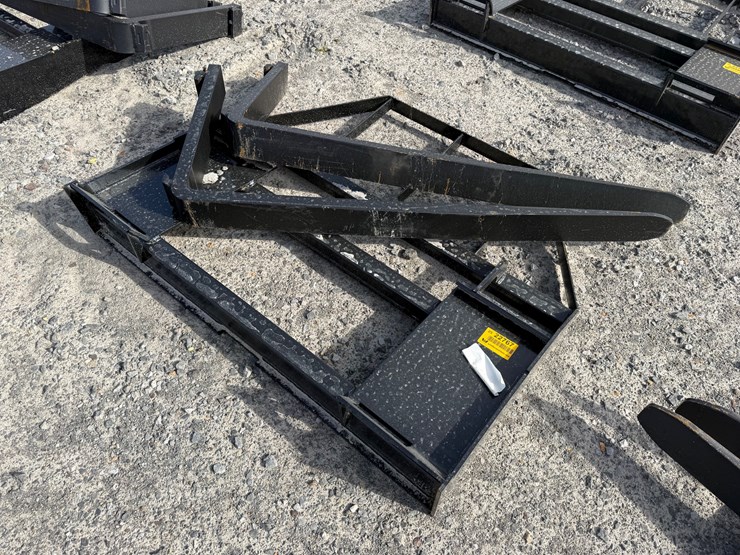 #22767-•-unused-mower-king-sa-48"-skid-steer-forks-image-1
