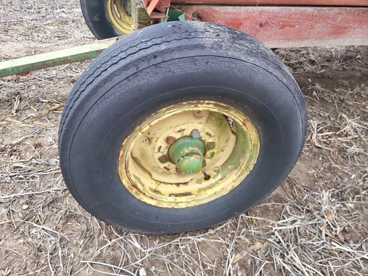 hopper-wagon-w/running-gear-image-8