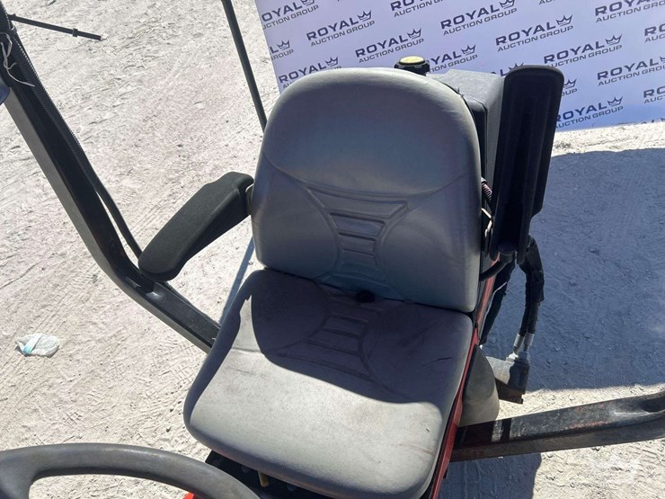 2011-jacobsen-t-700-commercial-reel-mower-image-10