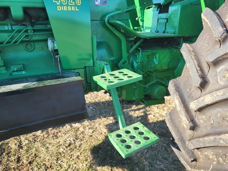 john-deere-4520-image-55