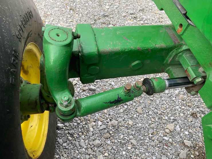 2013-john-deere-5085m-image-33