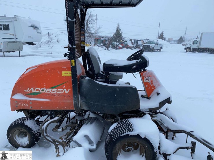 2014-jacobs-lf550-mower-2014-jacobsen-lf550-image-5