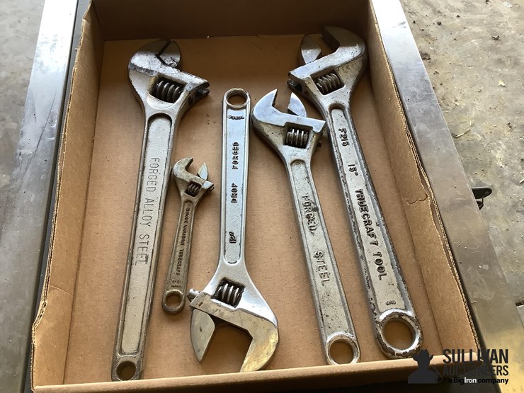 assorted-adjustable-wrenches-image-2