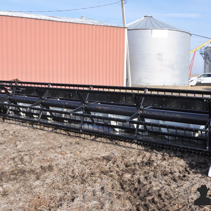 2004 AGCO 25' Platform Head