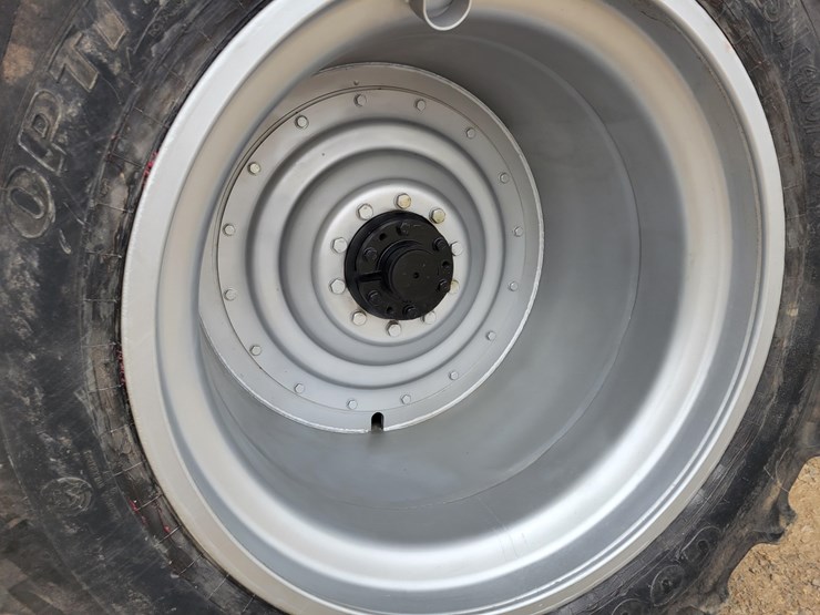 2014-case-ih-400-image-2