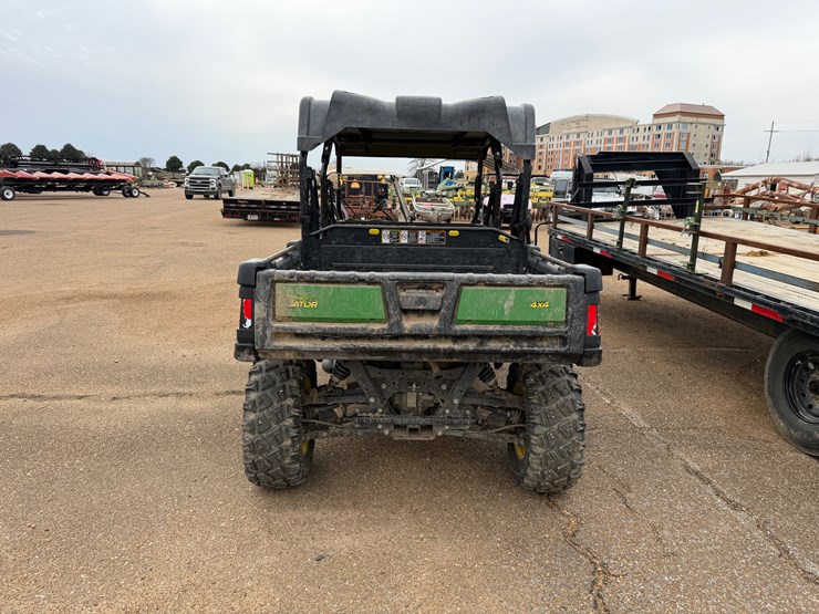 john-deere-gator-image-4