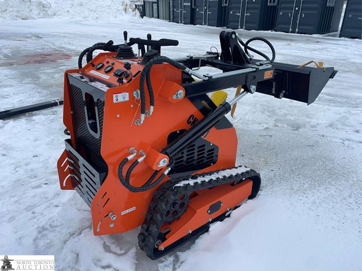 2026-unused-captok-ck36c-tracked-mini-skid-steer-image-5