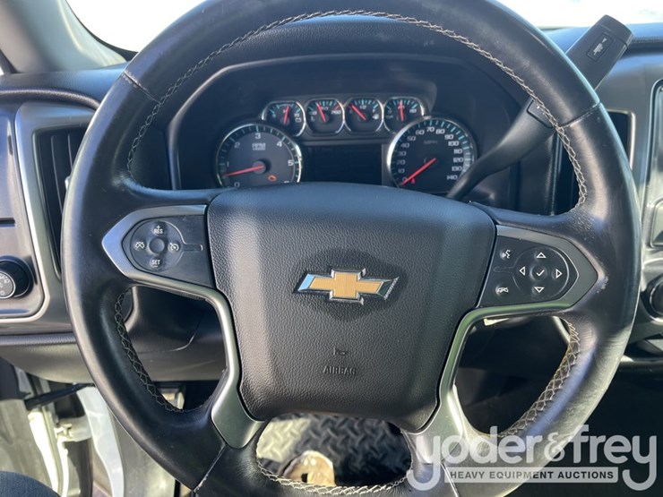 2015-chevrolet-silverado-1500-image-18