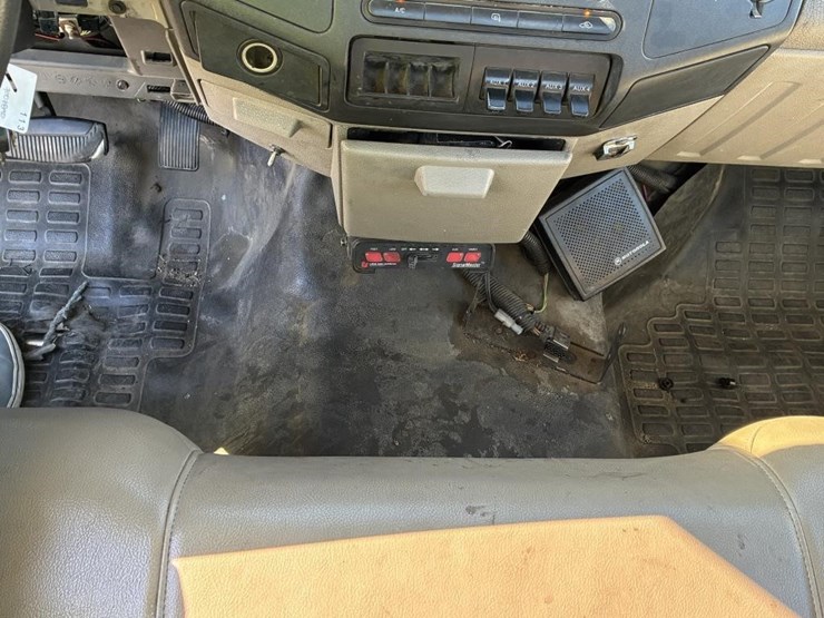 2008-ford-f450-image-11