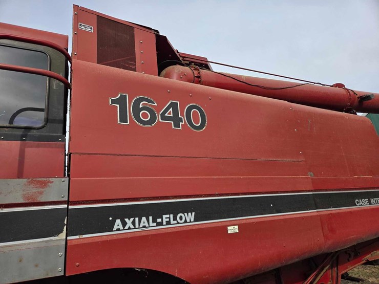 case-ih-1640-image-26