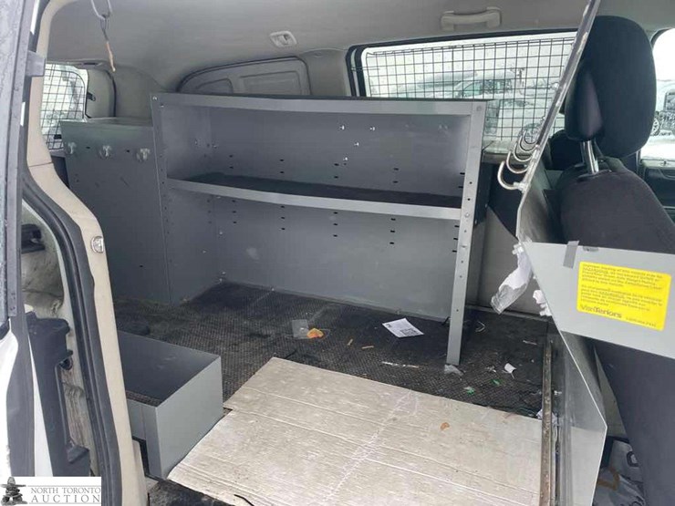 2014-ram-tradesman-image-16