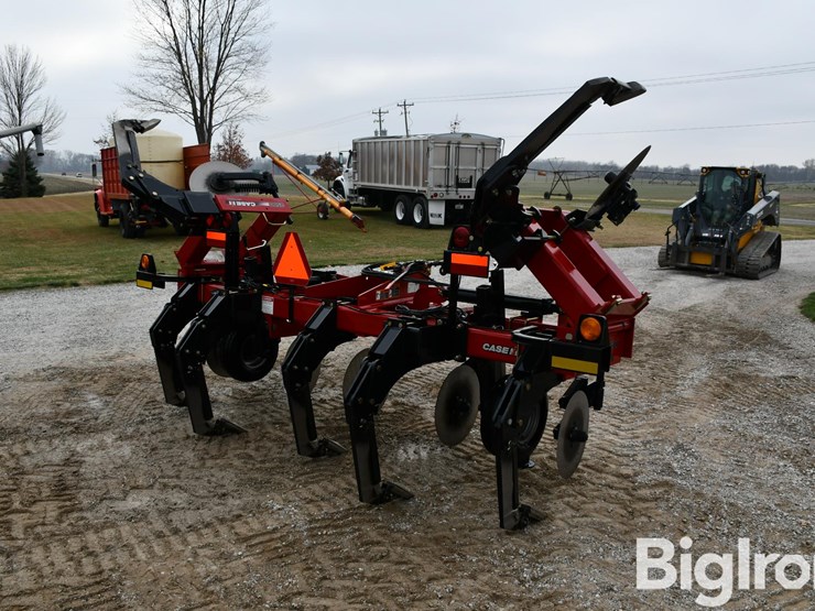 2017-case-ih-2500-image-5