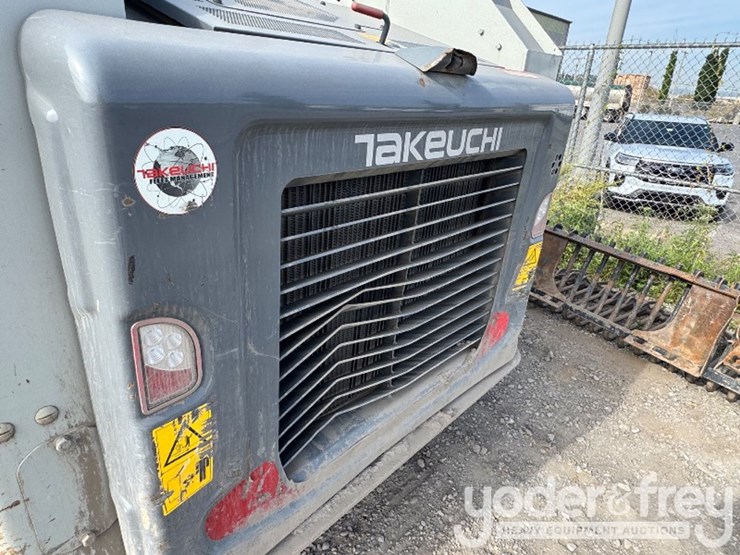 2022-takeuchi-tl12r2-image-11