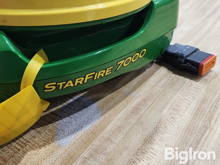 john-deere-starfire-7000-reciever-image-11