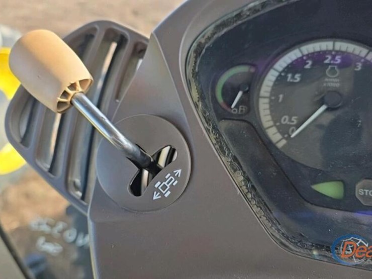 2007-john-deere-7330-image-24