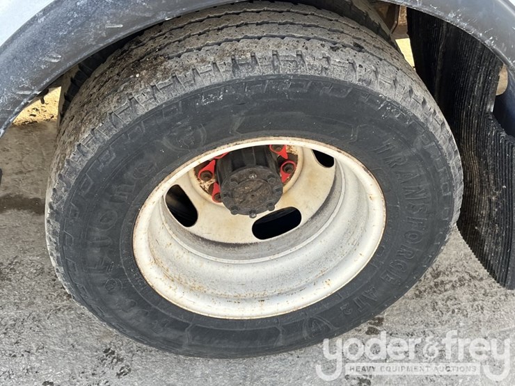 2016-ford-e450-image-14