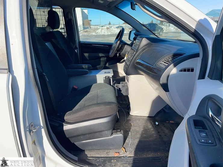 2012-ram-c/v-image-24